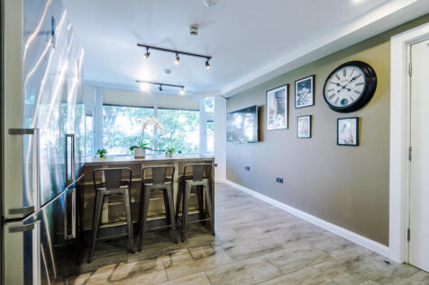 Jesmond View, Block B, Flat 11, Dining Area