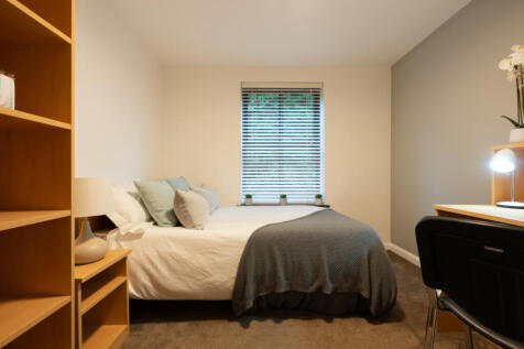 Hope Court Flat 8 bedroom 3