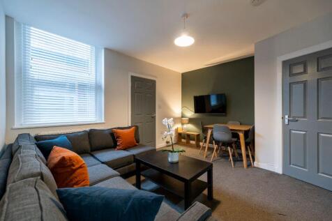 51ST - Living Area