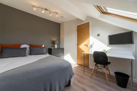 51WS - Bedroom