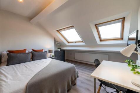 51WS - Bedroom