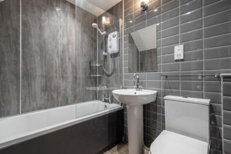 51MS - Bathroom