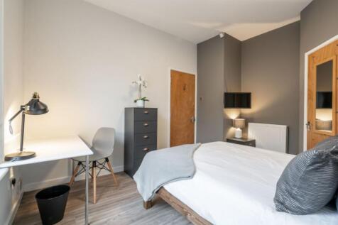 51MS - Bedroom 2