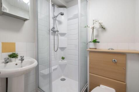 51MS - Bathroom