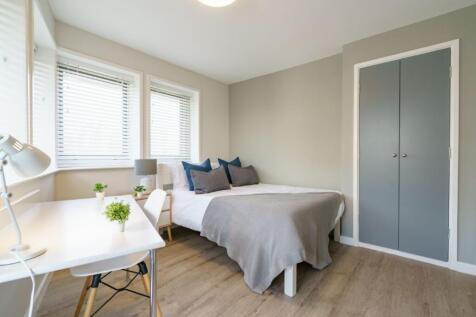 1FSF11 - Bedroom