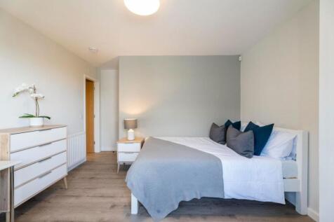 1FSF11 - Bedroom
