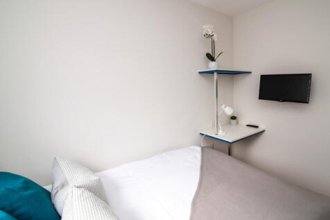 80 Beresford Street, Bedroom 7