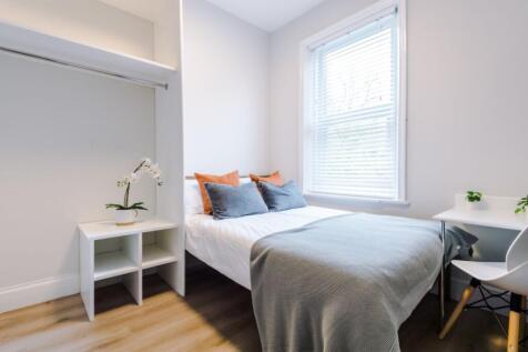 198SR - Bedroom