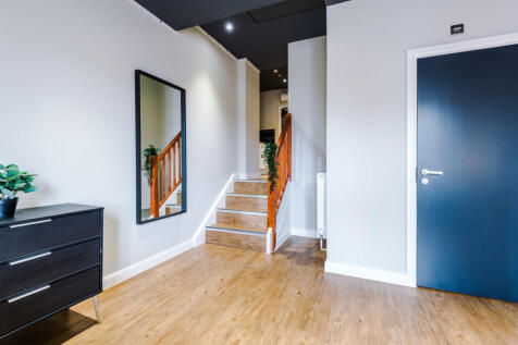 Flat 11, UNW, 11