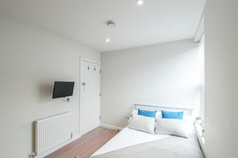82 Ashford Street, bedroom 4