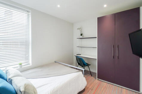 82 Ashford Street, bedroom 5