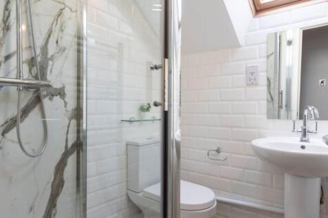 172DR - Bathroom