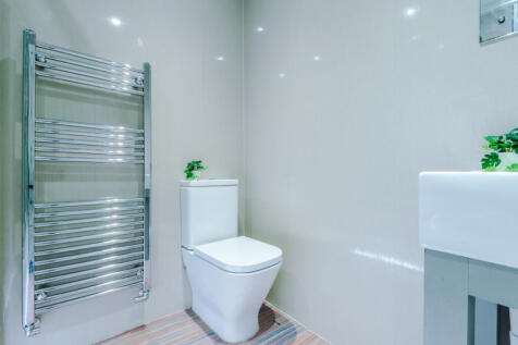 9 Queen Anne Street Bathroom 3