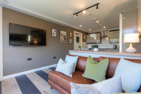 Jesmond View Block B Flat 9 living room 1