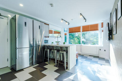 Jesmond View, Block B, Flat 8, Dining area 1