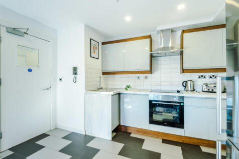 Jesmond View, Block B, Flat 8, Kitchen 2