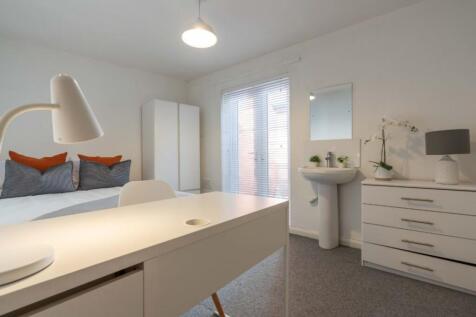 Flat C Portland Road