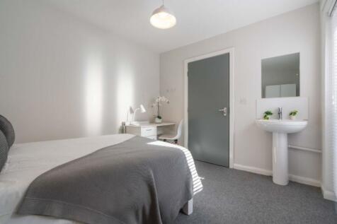 Flat C Portland Road