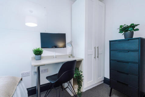 Flat V, HF, Bedroom 3