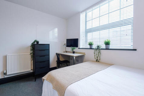 Flat V, HF, Bedroom 8