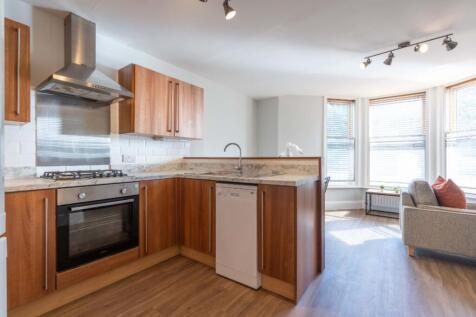 SYF2 - Living Area / Kitchen