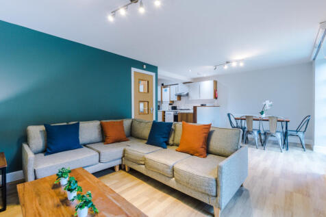 Flat 5 Shiners Yard Living room 5