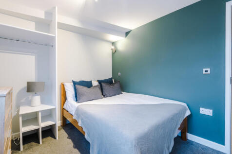 Flat 5 Shiners Yard Bedroom 5