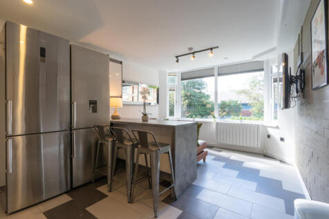 Jesmond View Block B Flat 5 living room 1