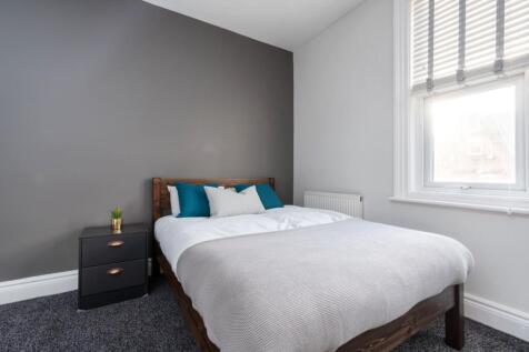 9 Manor Drive, Bedroom 5