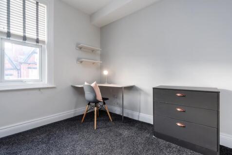 9 Manor Drive, Bedroom 6