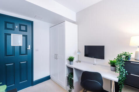 Flat 3, Shoe and Boot, Bedroom 4