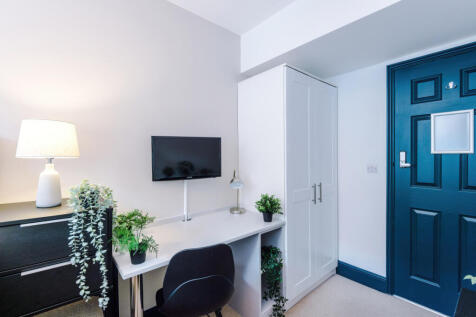 Flat 3, Shoe and Boot, Bedroom 13