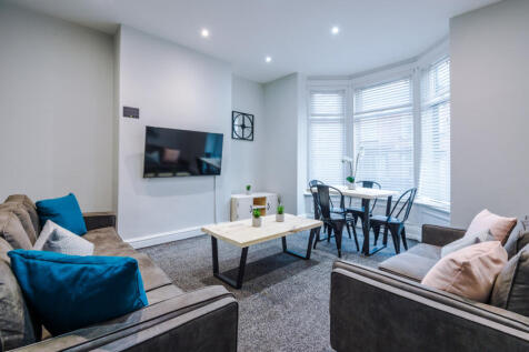 25 Norwood Terrace, Living Room 1