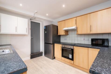 25 Norwood Terrace, Kitchen 1
