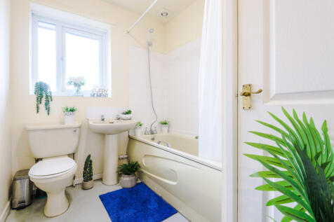 56 Charles House Bathroom 1