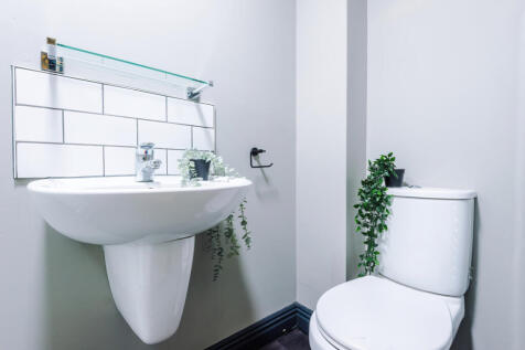 Flat G, HF, Bathroom Example