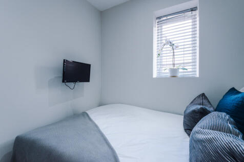 32 Cauldon Road Bedroom 6