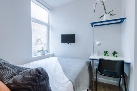 32 Cauldon Road Bedroom 15