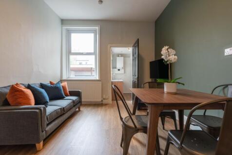 122DR- Living Area
