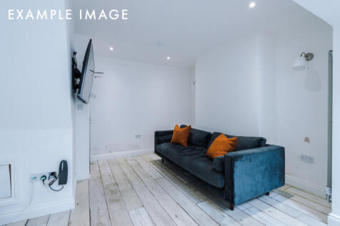 21 Gladstone Terrace Living room example 3