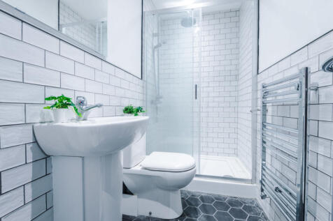 21 Gladstone Terrace bathroom 3