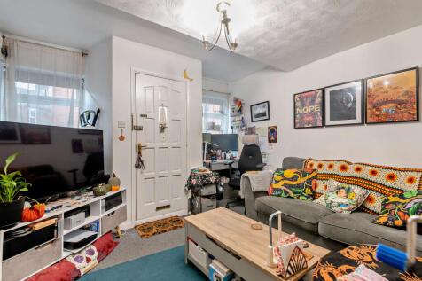 Living Room  1  T202506031210.jpg