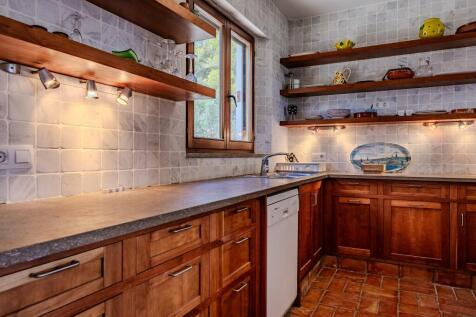 Property Image 39