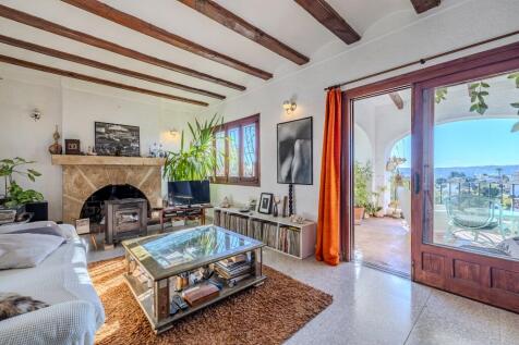 Property Image 8