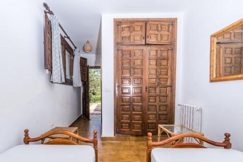 Property Image 32