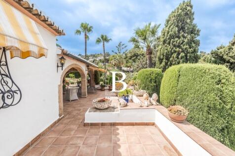 Property Image 6