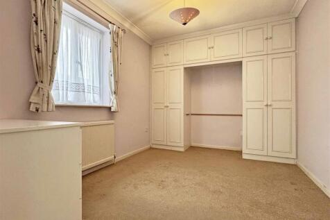 Bedroom 2.jpg