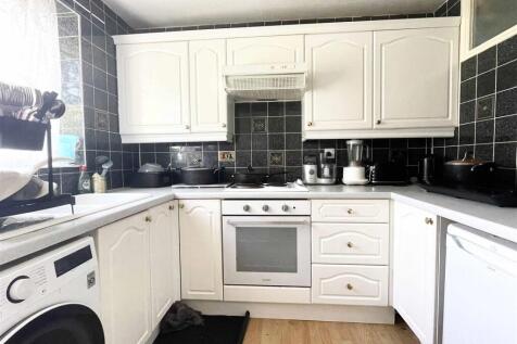 Kitchen1.jpg
