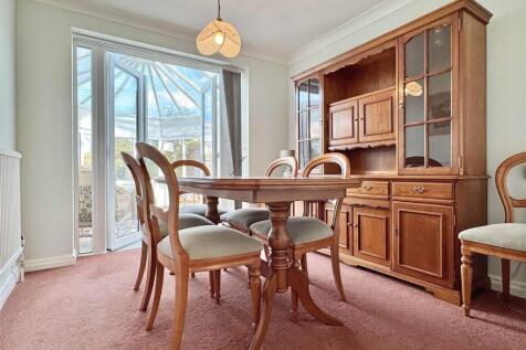 Dining Room.jpg