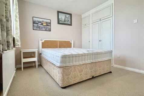 Master Bedroom.jpg
